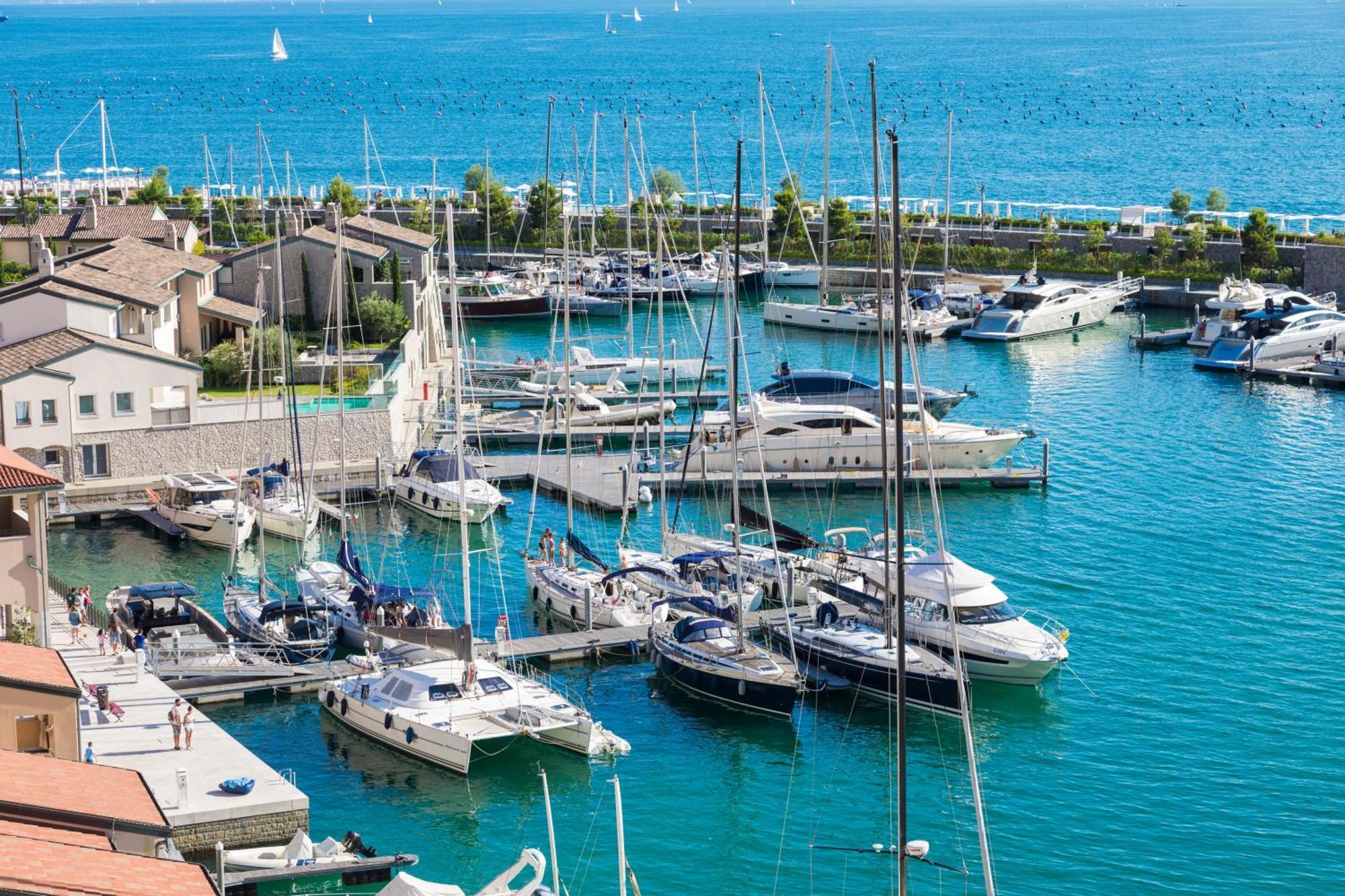 Portopiccolo Apartments システィアーナ エクステリア 写真